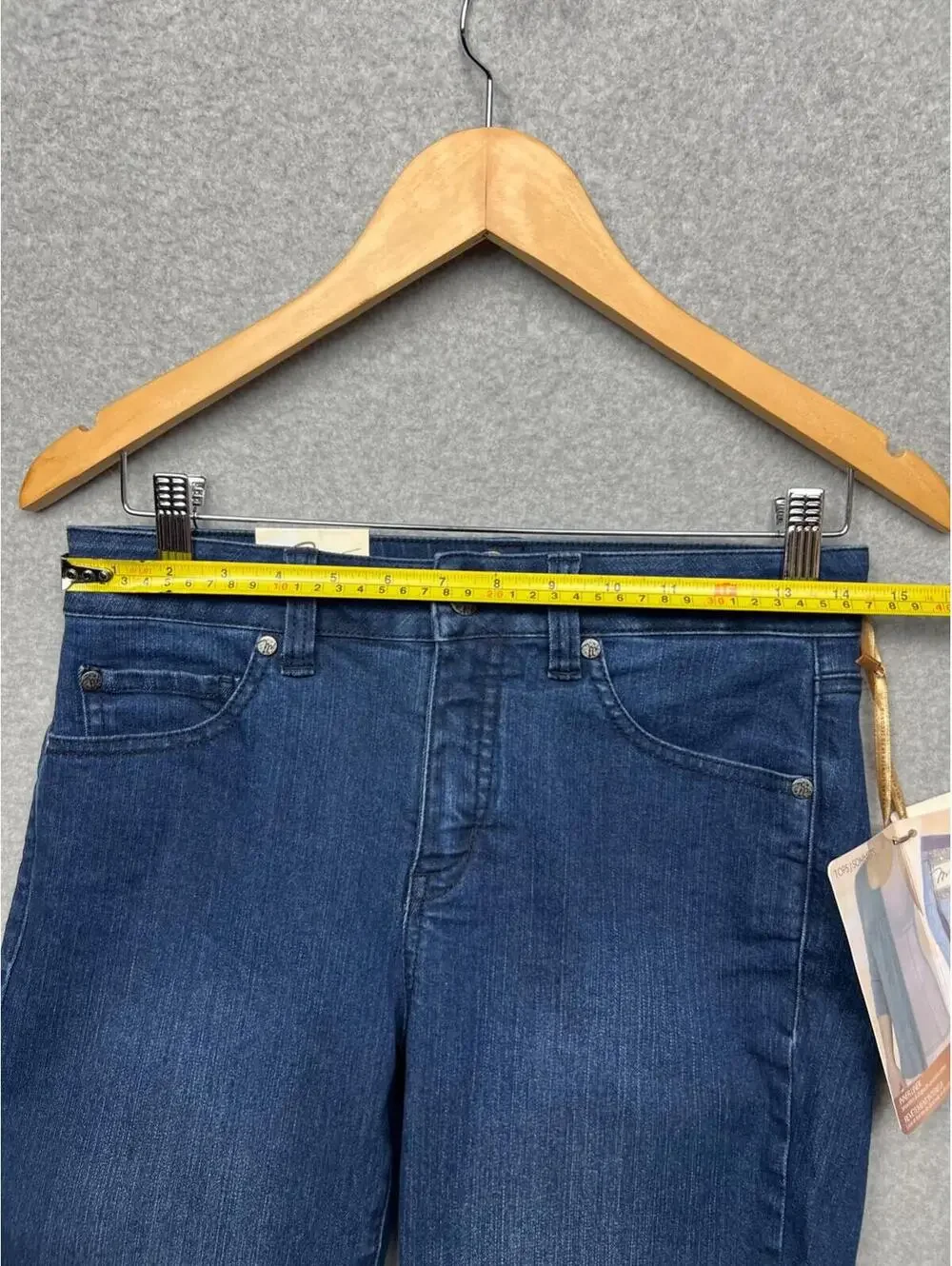 Miraclebody By Miraclesuit Womens Dark Wash Ankle Straight Jeans Size 2